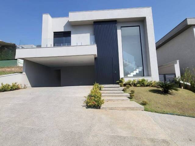 #101 - Casa para Locação em Santana de Parnaíba - SP
