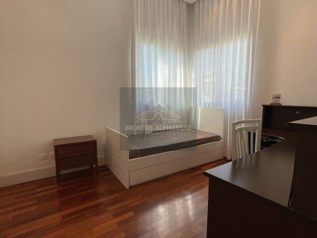 Duplex para Venda em Santana de Parnaíba - 4