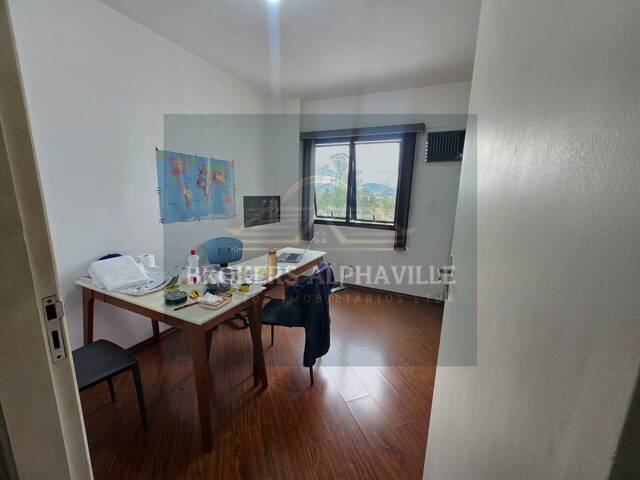 Sala para Venda em Barueri - 4