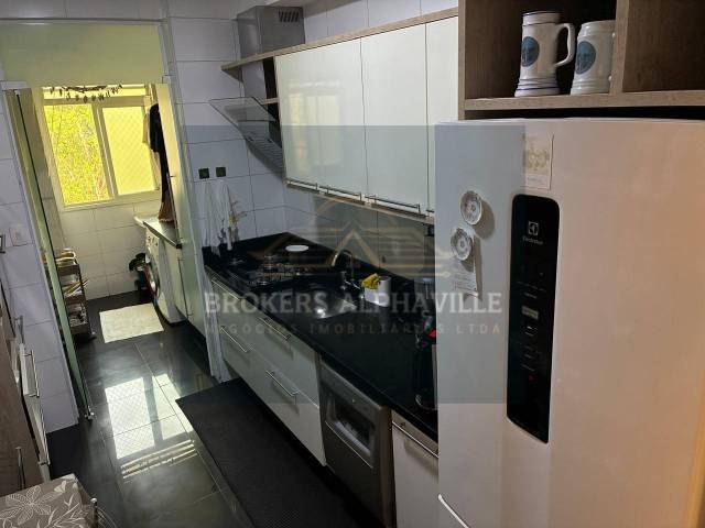 Apartamento para Venda em Santana de Parnaíba - 4