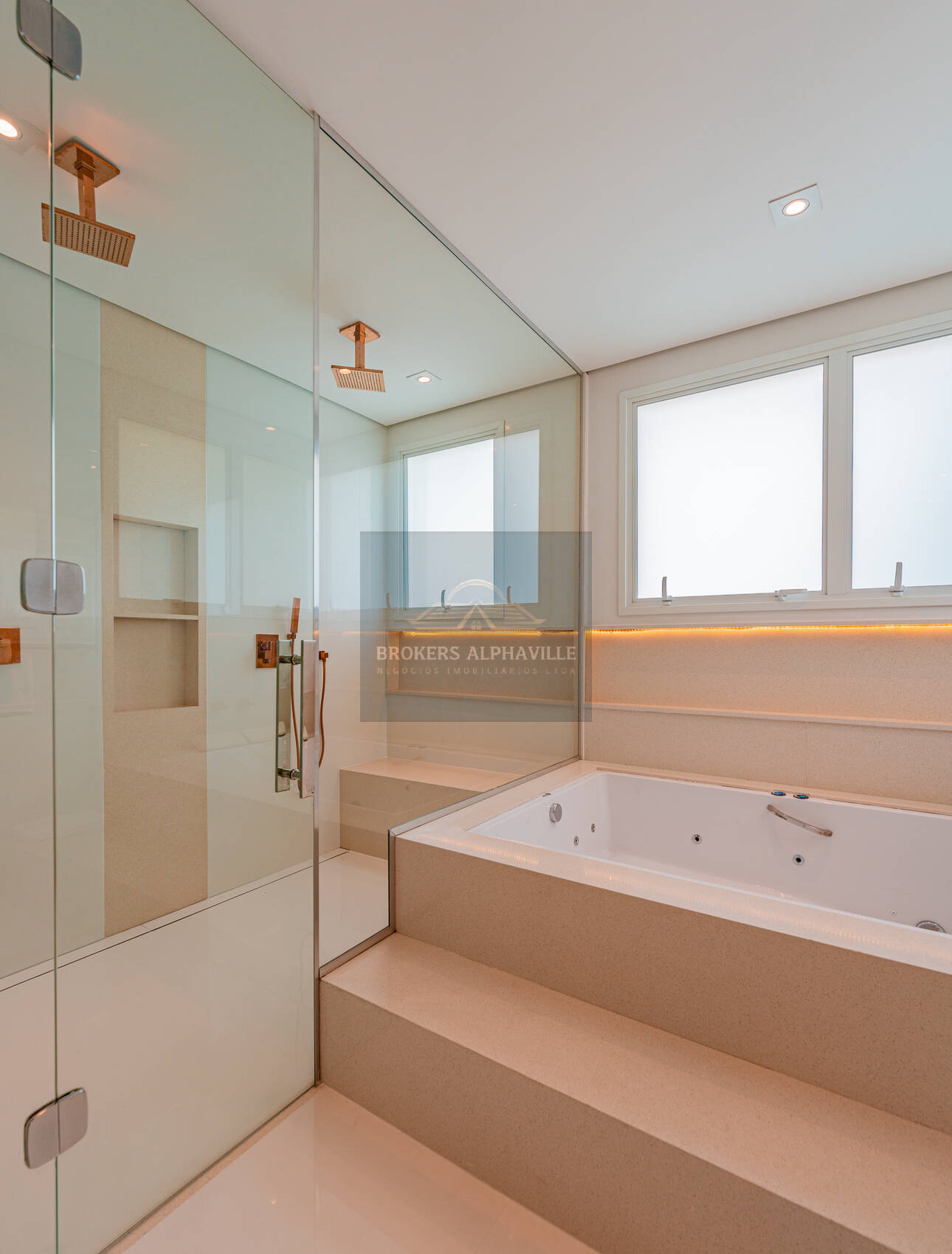 Casa à venda com 5 quartos, 1160m² - Foto 16