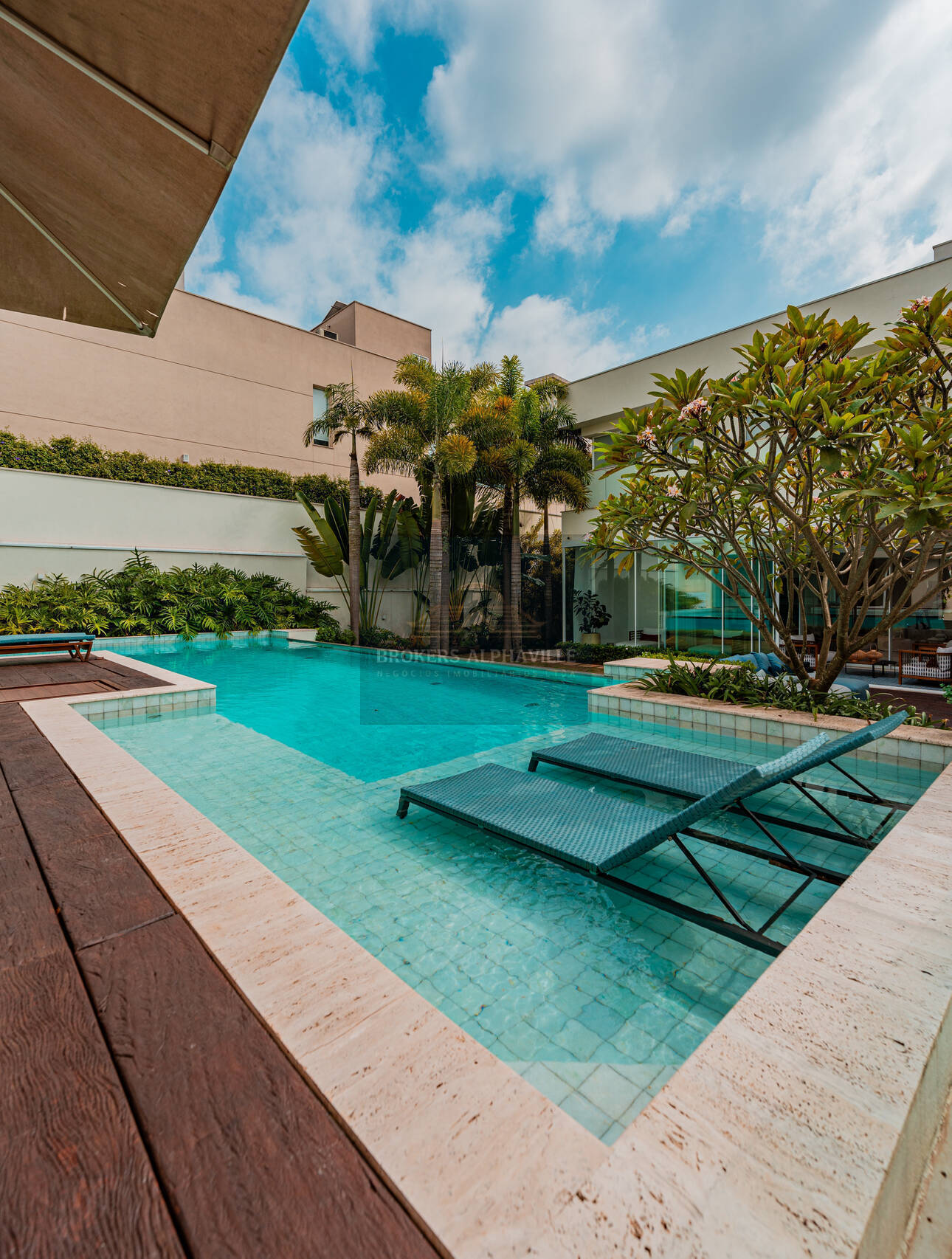 Casa à venda com 5 quartos, 1160m² - Foto 30