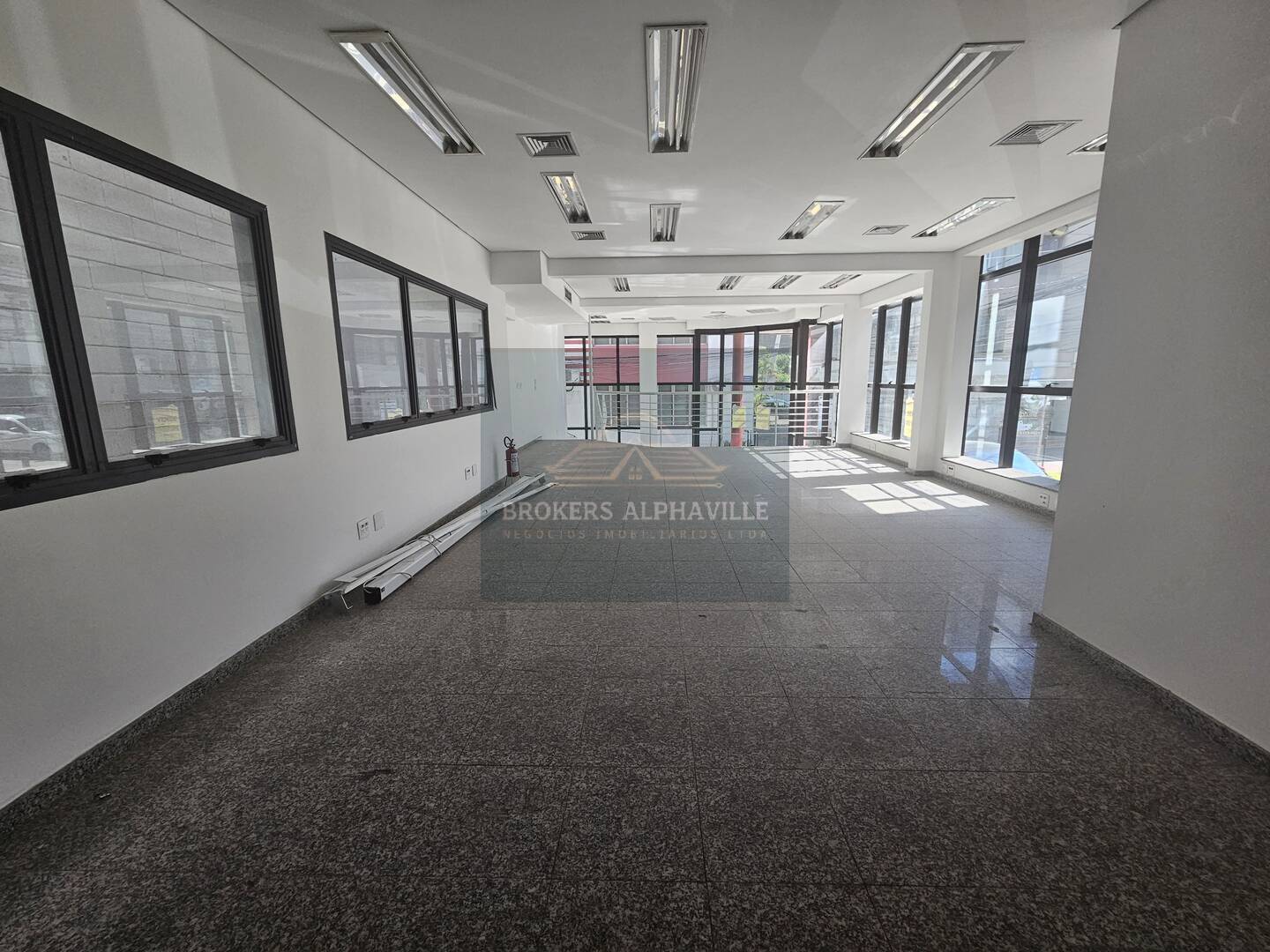 Prédio Inteiro à venda e aluguel, 500m² - Foto 9