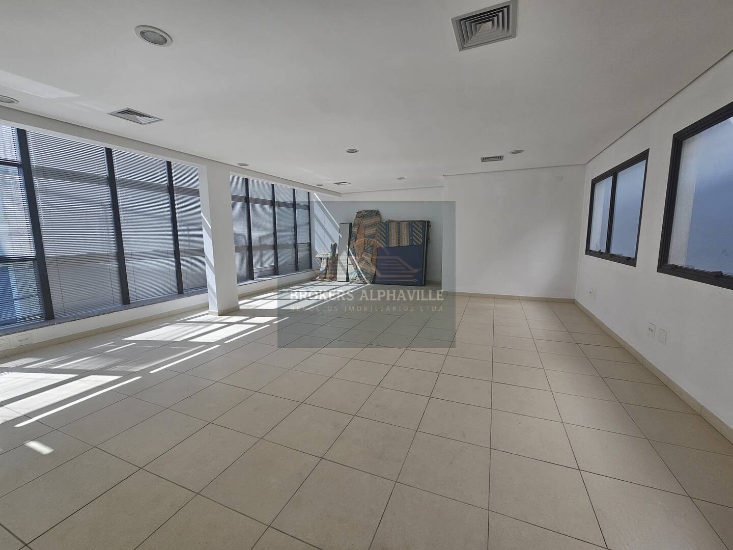 Prédio Inteiro à venda e aluguel, 500m² - Foto 15
