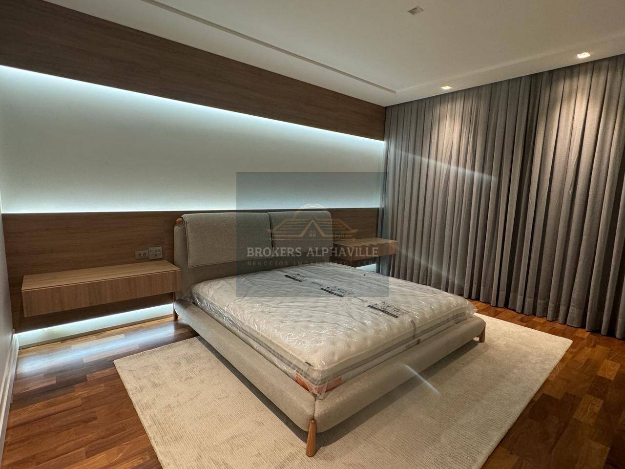 Casa à venda com 4 quartos, 703m² - Foto 11