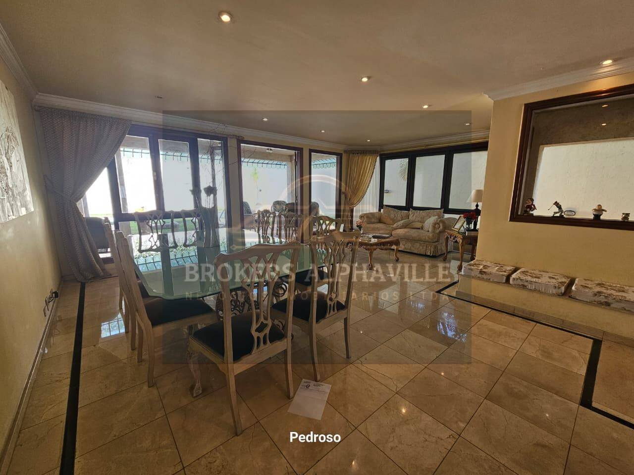 Casa de Condomínio à venda e aluguel com 4 quartos, 550m² - Foto 12