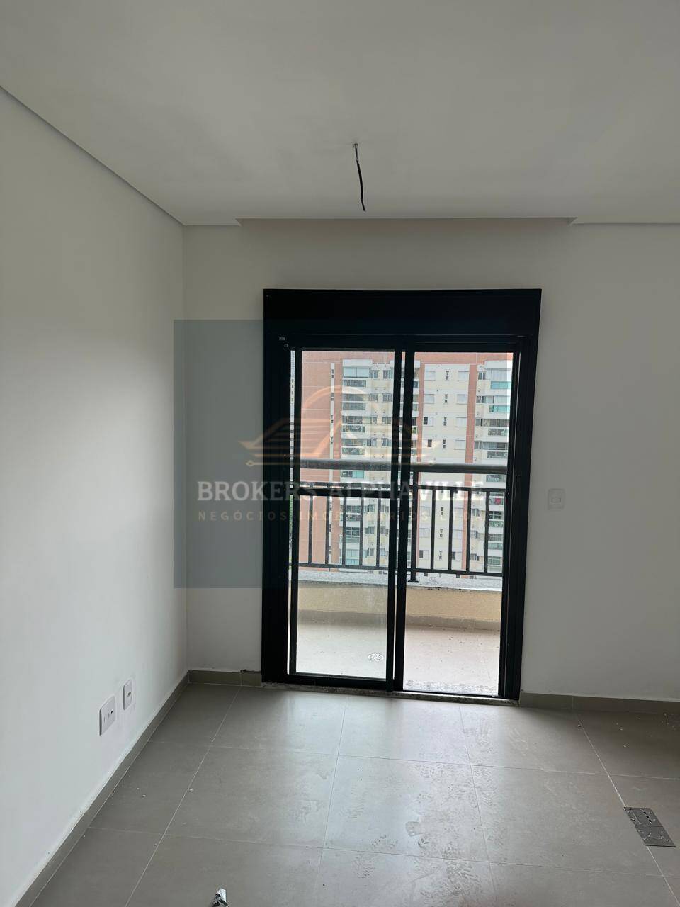 Apartamento à venda com 1 quarto, 40m² - Foto 1
