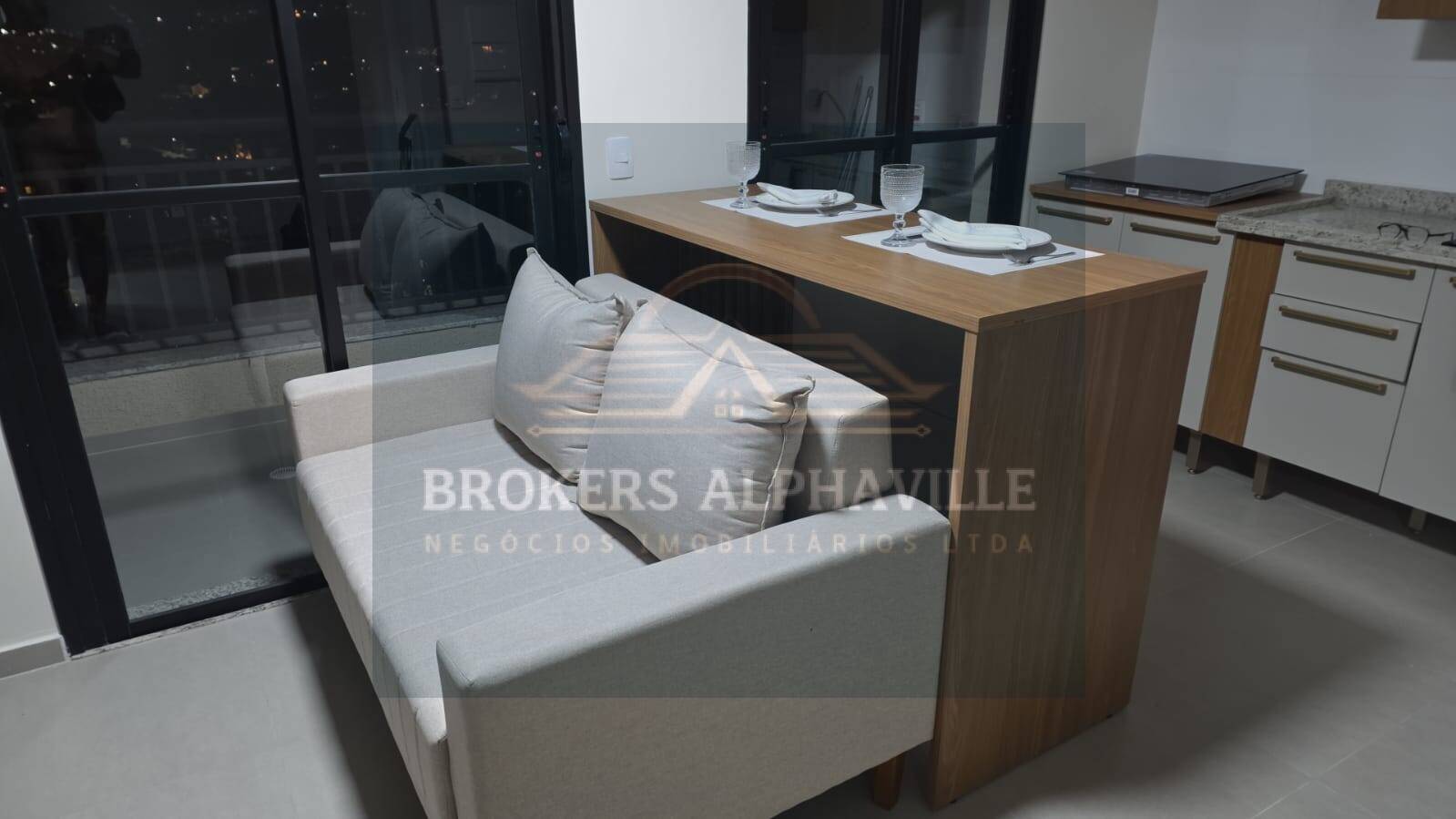 Apartamento à venda e aluguel com 1 quarto, 47m² - Foto 1