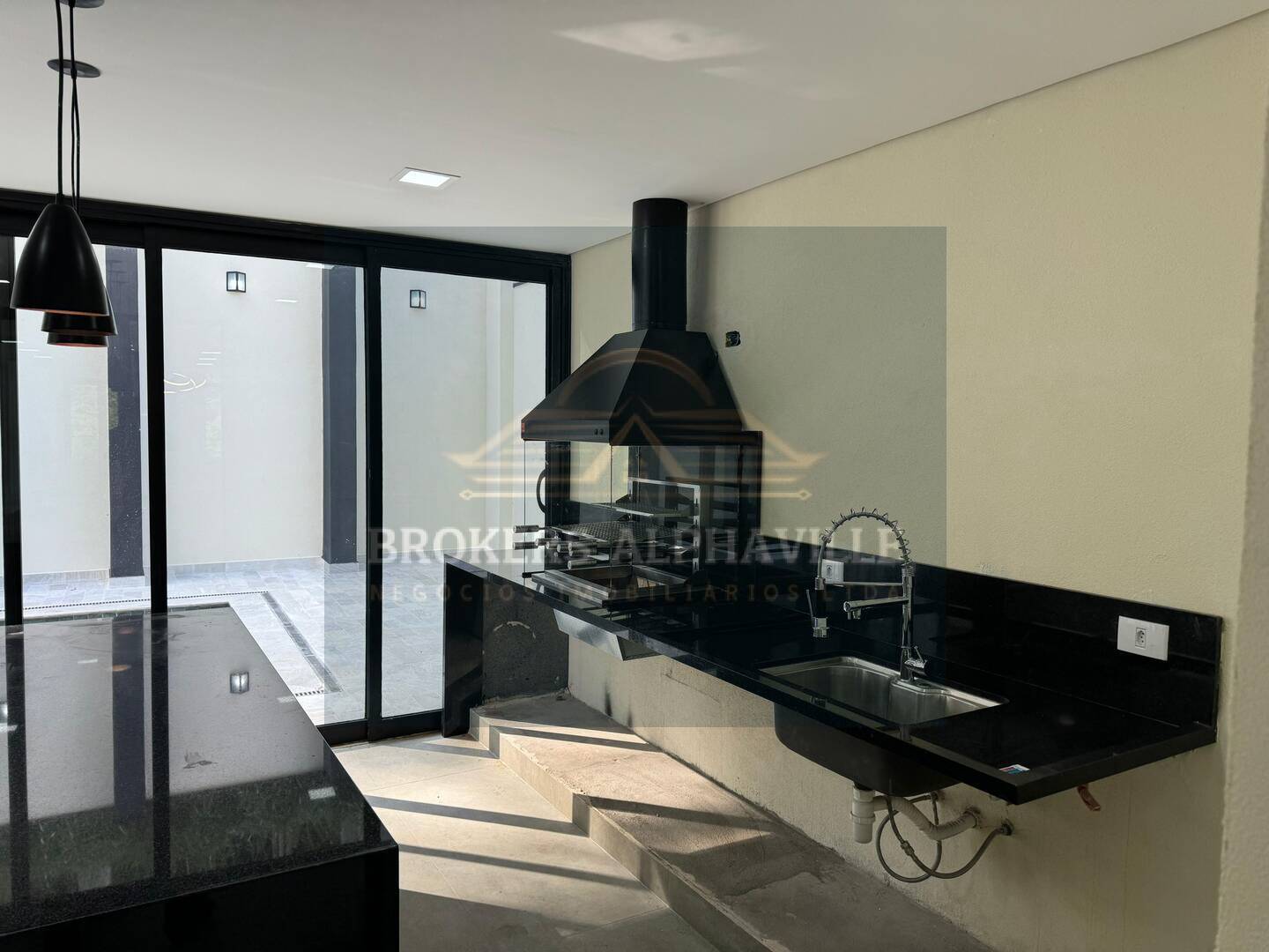 Casa de Condomínio à venda com 3 quartos, 382m² - Foto 12